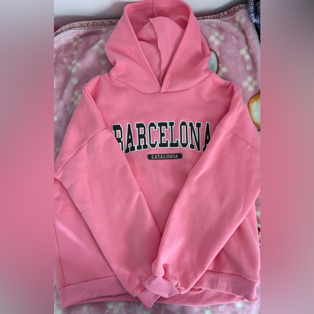 Edikted Barcelona pink hoodie